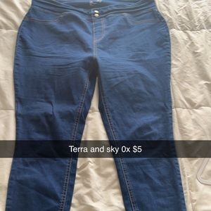 Terra and sky jeggings 0x dark wash tons of stretch